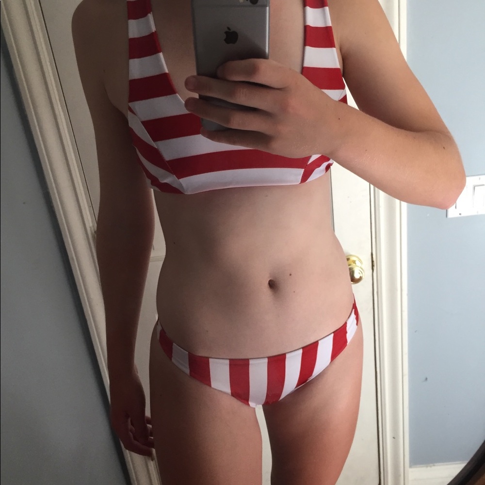 CUTE BATHING SUIT